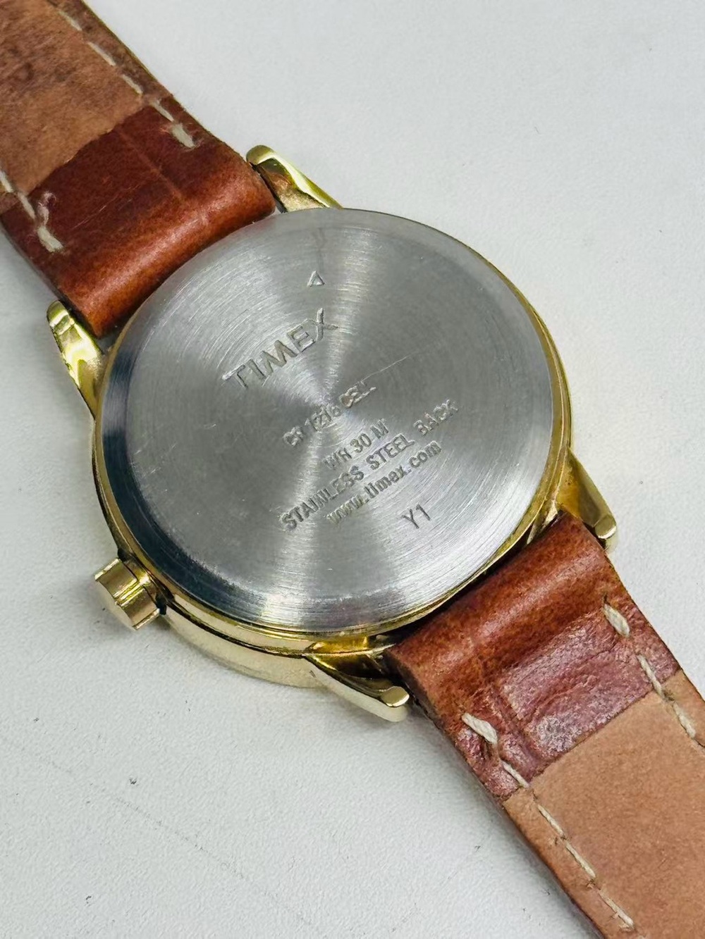 Vintage Timex Indiglo WR30M Women’s Quartz Watch Gold Tone Date New Battery Runs - Picture 9 of 11